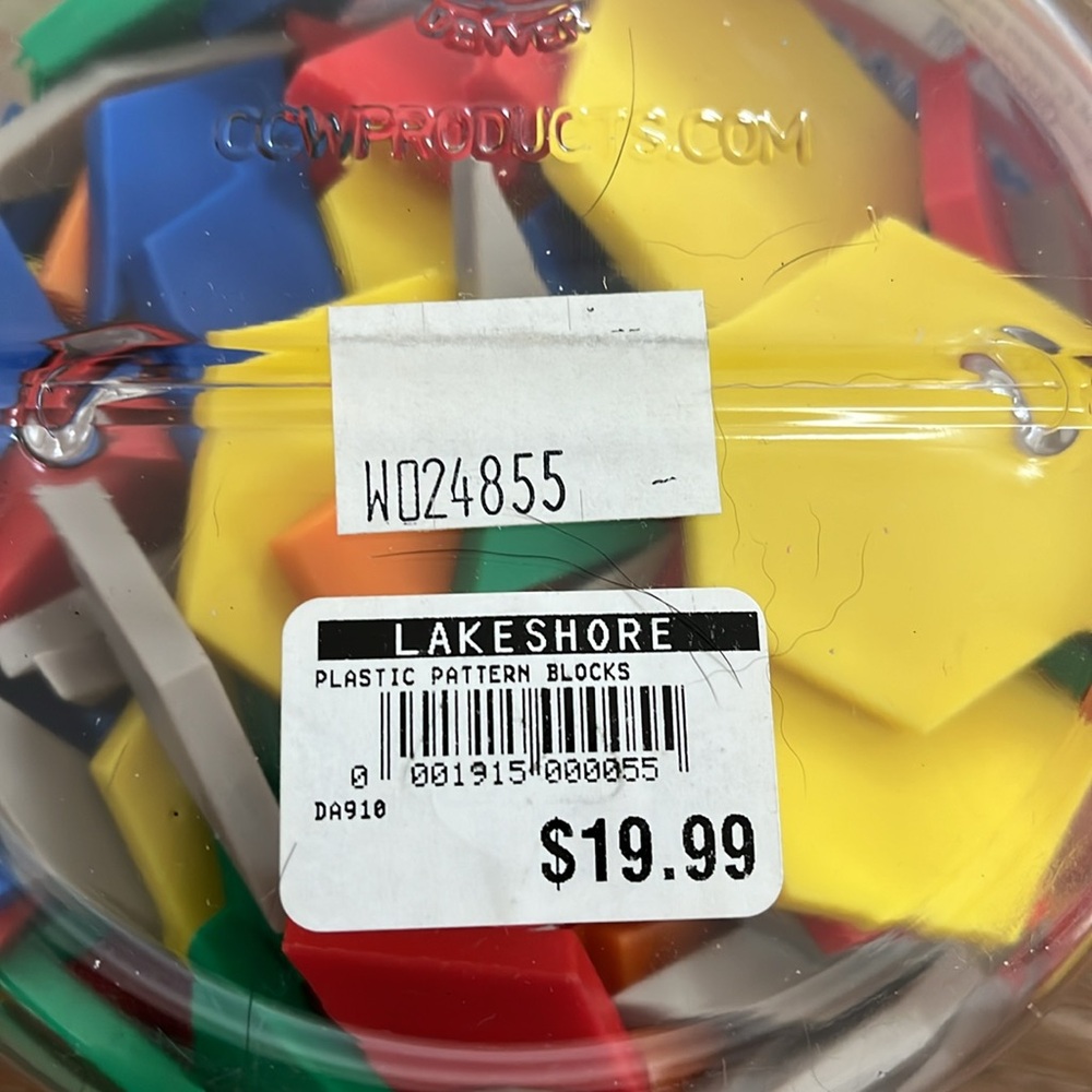 Lakeshore Learning Plastic Pattern Blocks - Picture 5 of 5